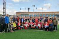 Ветераны провели футбольный турнир в Черногорске