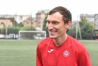 Новичок «Саян» Роман Козулин хорошо знаком с Абаканом: центральный полузащитник уже играл здесь девять лет назад. 