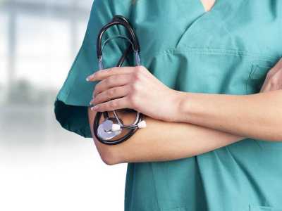 В Минздраве рассчитали зарплату врачей Хакасии