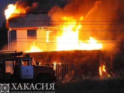 В Усть-Абакане пожар унёс жизнь мужчины