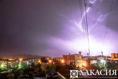 Жителей Хакасии предупредили о шторме