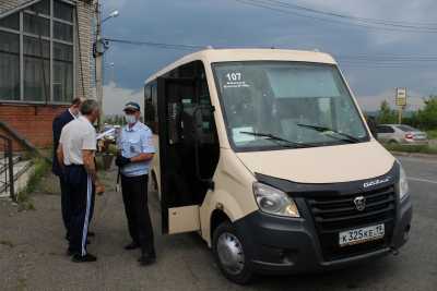 В Абакане полицейские остановили 20 автобусов
