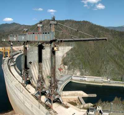 1988-й. Строительство ГЭС в основном завершено.