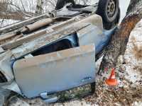 Неуправляемый занос: автоледи пострадала в Абакане