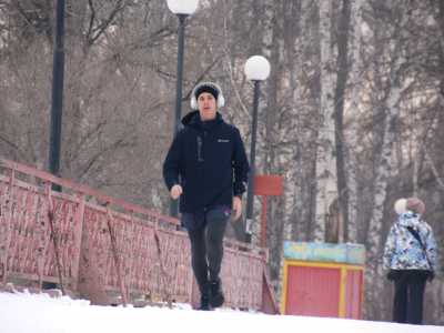 В Хакасии боец Росгвардии пробежал одиночный марафон   