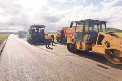 В Хакасии идет ремонт дорог туристического значения