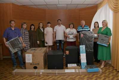 Музыкальное оборудование от Хакасии привезли в Червонопартизанск