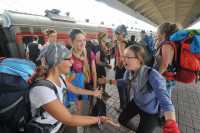 Школьники Хакасии летом смогут путешествовать в поездах за полцены