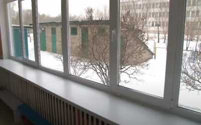 РУСАЛ подарил двум детсадам Саяногорска новые окна