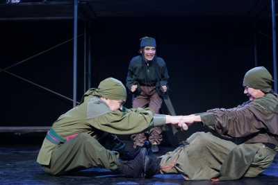 Спектакль театра «Читiген» зрители смогут увидеть на фестивале в Калмыкии