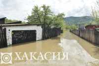 Борьба с паводком продолжается в Хакасии
