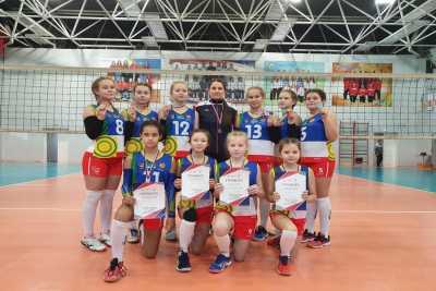 Волейболистки из Хакасии удачно выступили на первенстве СФО