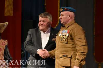 В Хакасии впервые вручили высшую награду Всероссийской общественной организации ветеранов «Боевое братство»