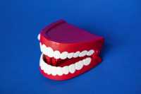 Не по зубам: у региональной стоматологии проблемы с материалами для протезирования