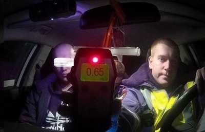 Наглость – второе счастье: пьяного водителя с долгами поймали в Хакасии