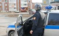 В Хакасии хулиган разбил витрину магазина
