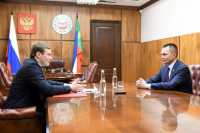 Глава Хакасии встретился с депутатом Госдумы РФ Сергеем Казанковым
