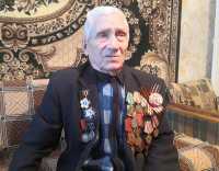 В Красную армию 17-летний Толя Марьясов был призван в декабре 1944 года. Сначала служил в 35-м запасном артиллерийском полку в Новосибирске, а позднее участвовал в боевых действиях на 1-м Дальневосточном фронте. 