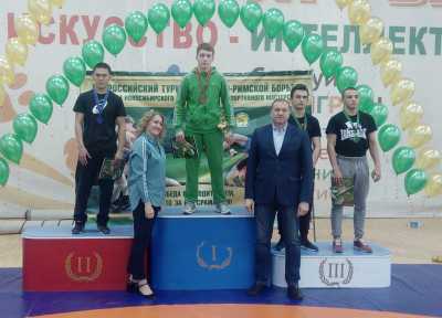 Спортсмен из Хакасии стал серебряным призёром всероссийских соревнований