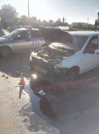 В Абакане из-за неуступчивой женщины случилось ДТП с 4 машинами