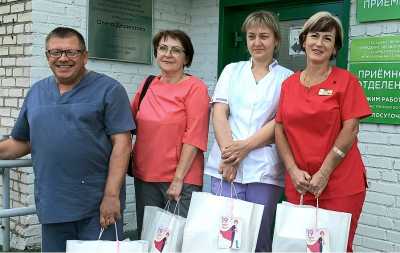 Медики из центра помощи и спасения в Саяногорске получили подарки
