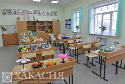 Решается вопрос о капитальном ремонте школы в малом селе Хакасии