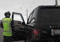 Кто первый растонирует: шутника на Range Rover поймали в Хакасии