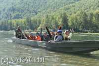 Жители Хакасии отправились в необычное путешествие по реке Абакан