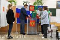 Стало известно о полуденной явке избирателей в Хакасии