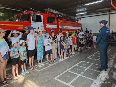 Юные жители Пригорска посетили пожарную часть
