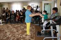 В Хакасии  родителей  научат реабилитировать детей –инвалидов