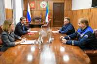 Глава Хакасии провел рабочую встречу с руководителем «РусГидро»
