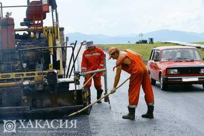 На ремонт дорог в Хакасии за год потратили 1,1 млрд рублей