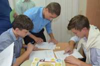 В Хакасии студенты и школьники примерили профессию архивиста