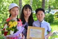 Молодые семьи Хакасии получили жилищные сертификаты