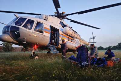Борт МЧС России эвакуировал туриста в горах Хакасии