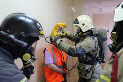Пожарные провели тренировку в абаканском пансионате ветеранов