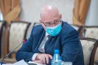 Слухи о закрытии ковидных центров прокомментировал министр здравоохранения Хакасии