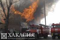 В Хакасии нашли новый способ дозаправки пожарных машин