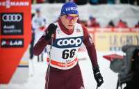 Российский лыжник Александр Большунов завоевал бронзу в спринте классическим стилем