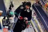 В Абакане ищут похитителя кошелька в магазине
