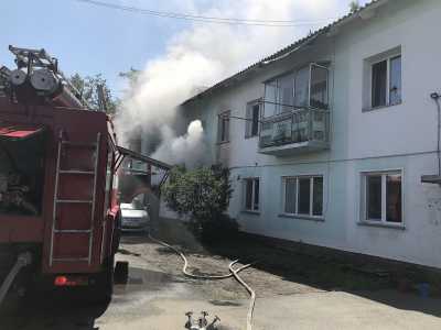 Пожар в Аскизе: 15 человек эвакуировались