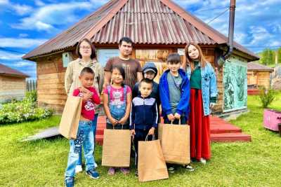 Работники культуры Хакасии приняли участие в акции по помощи школьникам