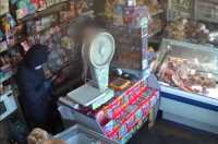 Дерзкого грабителя, размахивающего ножом в магазине, поймали в Абакане