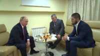 «Попрошу, чтобы строго не наказывали»: Путин поздравил Хабиба
