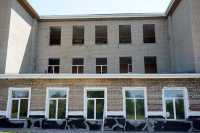 Хакасия меняет окна в одной из школ ЛНР