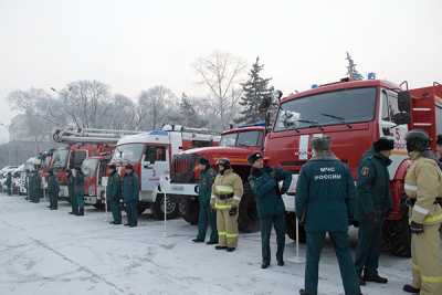 Аварийно-спасательная техника разных министерств и ведомств всегда готова к оперативному использованию при возможных ЧС. 