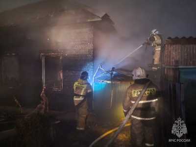 Пожар в Усть-Абакане унес жизни двух мужчин