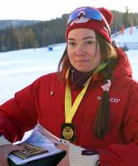 Преодолев финишную черту, Екатерина Смирнова не сдерживала эмоций: — Это моё первое золото! Спасибо сервисменам  за подготовку лыж!  