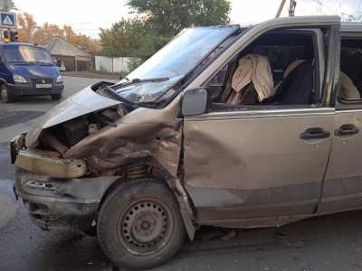 Комбо: в Черногорске три автоледи попали в одну аварию